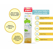 Load image into Gallery viewer, Pigeon Children Toothpaste Apple 45G